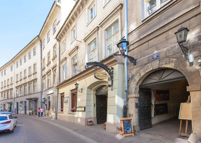 Draggo House - Old Town Hostel