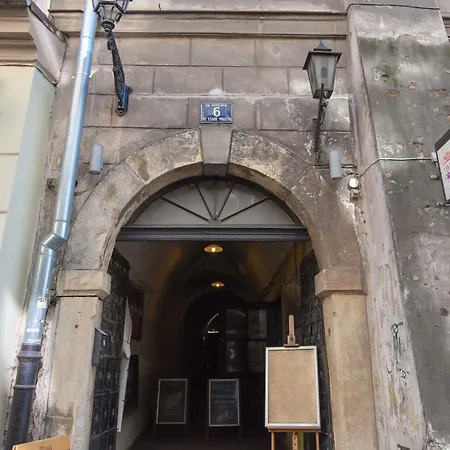 Albergue Draggo House - Old Town *