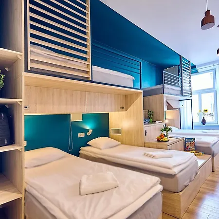 Hostel Draggo House *
