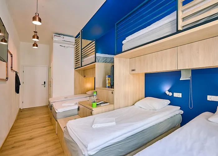 Draggo House - Old Town Hostel *