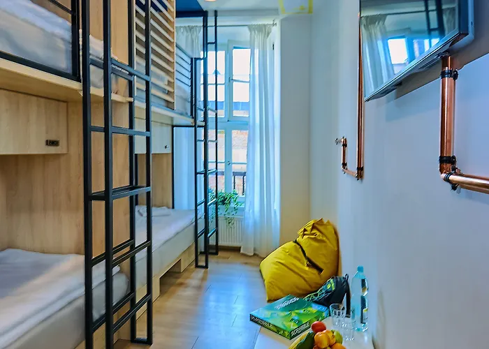 Draggo House - Old Town Hostel *