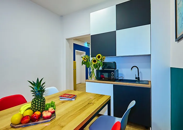 بيت شباب Draggo House - Old Town